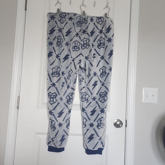 Harry Potter Fluffy Pajama Pants 2XL - Picture 2 of 4